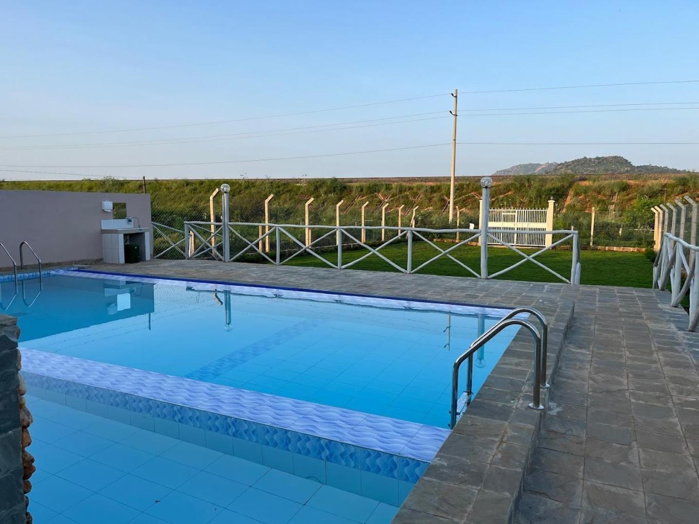1 Bedroom Fully Furnished Luxurious Apartment Voi Town Bagian luar foto